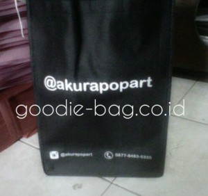Goody Bag Instagram Twitter Akurapopart