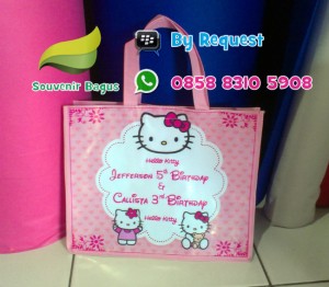 Tas Ulang Tahun Hello Kitty