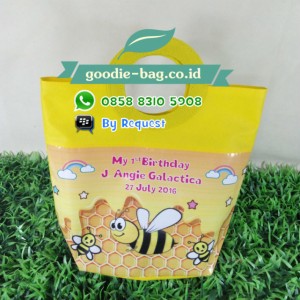 Goodie Bag Ultah Animal Lebah