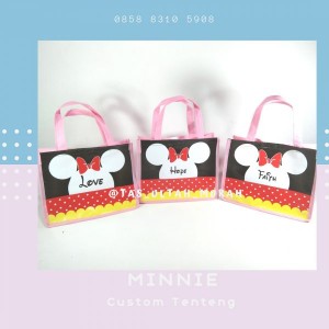 Souvenir Ulang Tahun Minnie Mouse
